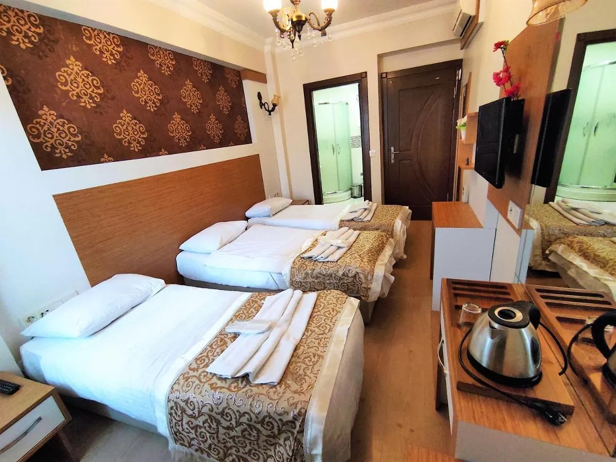 Raimond Hotel Istanboel